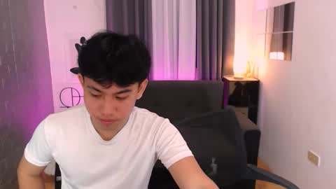 Snapshot of xcigbatecum chatting on September 30, 2025, 7:19 pm Charlie online show from September 30, 2025, 7:19 pm