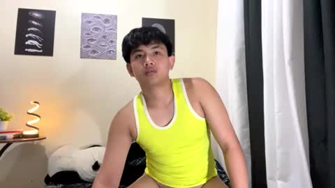 Snapshot of xcigbatecum chatting on June 16, 2026, 5:37 pm Charlie online show from June 16, 2026, 5:37 pm
