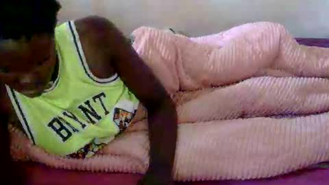 Snapshot of xeenah chatting on February 2, 2026, 12:26 pm xeenah online show from February 2, 2026, 12:26 pm