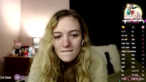 Snapshot of xelliee_rosex chatting on January 8, 2025, 6:41 am EllieeRose online show from January 8, 2025, 6:41 am