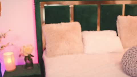 Snapshot of xeniablue chatting on July 17, 2026, 2:34 pm XeniaBlue online show from July 17, 2026, 2:34 pm
