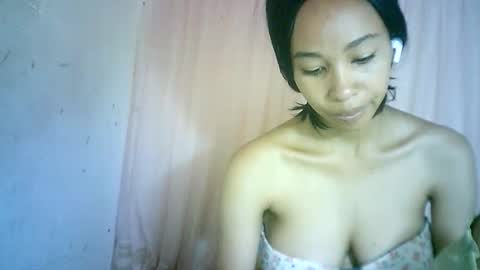 Snapshot of xenna610827 chatting on January 24, 2025, 6:24 am xenna610827 online show from January 24, 2025, 6:24 am