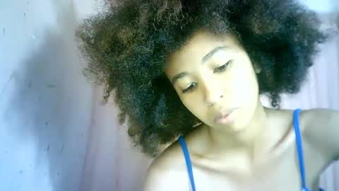 Snapshot of xenna610827 chatting on February 6, 2025, 2:15 pm xenna610827 online show from February 6, 2025, 2:15 pm