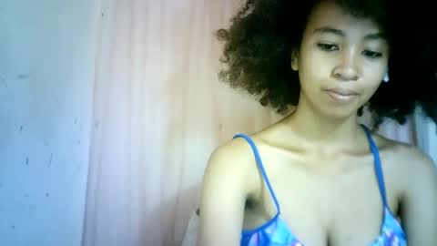 Snapshot of xenna610827 chatting on February 7, 2025, 8:55 am xenna610827 online show from February 7, 2025, 8:55 am