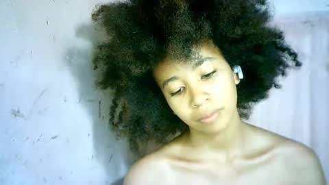 Snapshot of xenna610827 chatting on February 17, 2025, 6:04 pm xenna610827 online show from February 17, 2025, 6:04 pm