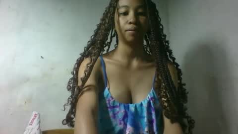 Snapshot of xenna610827 chatting on February 14, 2026, 7:38 am xenna610827 online show from February 14, 2026, 7:38 am