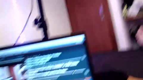 xesfinge online show from January 6, 2025, 4:44 pm