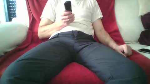 xeson47 online show from April 9, 2026, 8:31 am