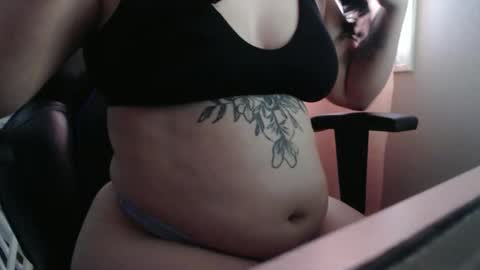 Snapshot of xeuphoriax0 chatting on April 8, 2026, 7:03 pm Euphoria3 online show from April 8, 2026, 7:03 pm