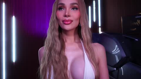 Snapshot of xforyoureyesonlyx chatting on October 16, 2025, 3:07 am Anne online show from October 16, 2025, 3:07 am