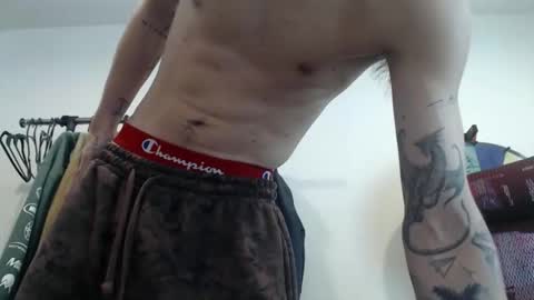 xgoonxmasterx online show from April 23, 2026, 10:12 pm