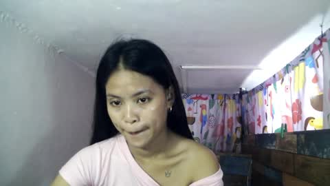 xgurlxlaloox online show from April 5, 2026, 1:47 am