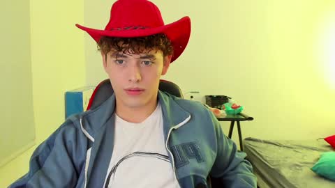 Snapshot of xhans17 chatting on December 20, 2024, 5:57 am xhan online show from December 20, 2024, 5:57 am