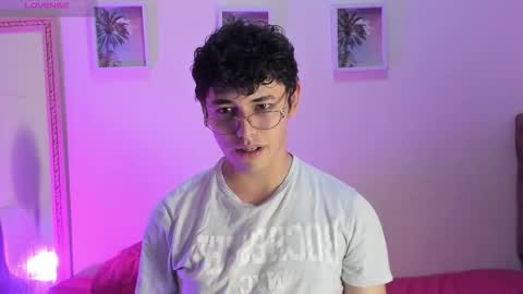 Snapshot of xhans17 chatting on November 15, 2025, 4:21 am xhan online show from November 15, 2025, 4:21 am