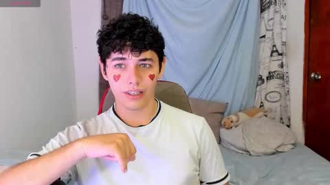 Snapshot of xhans17 chatting on November 17, 2025, 11:54 pm xhan online show from November 17, 2025, 11:54 pm