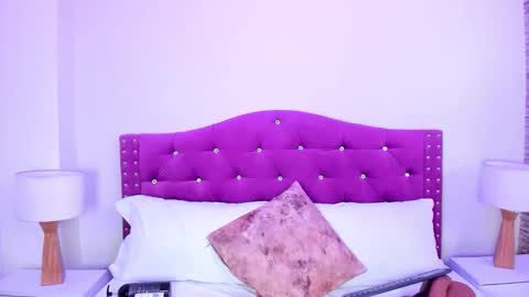 Snapshot of ximena_vasquez8 chatting on October 6, 2025, 2:53 am Xime online show from October 6, 2025, 2:53 am