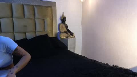 ximena online show from February 4, 2026, 4:02 pm