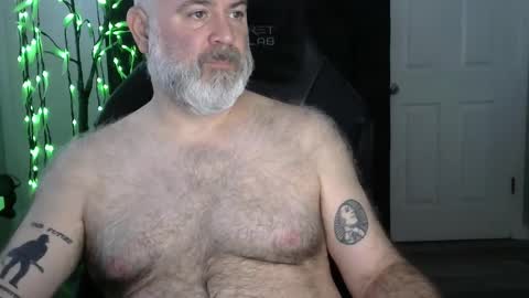 Snapshot of xjohnniex77 chatting on January 9, 2026, 6:21 pm MrSlowBurn77 online show from January 9, 2026, 6:21 pm