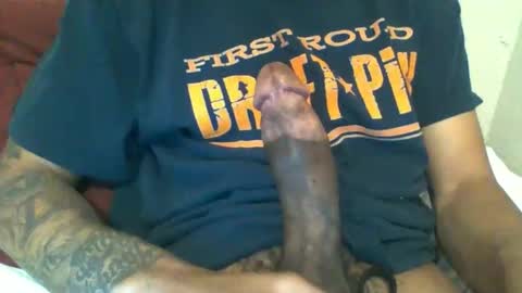 OmgItsSoFuckingBig online show from January 13, 2026, 4:29 am