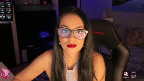 Snapshot of xlaracroftx chatting on December 5, 2024, 9:50 pm Lara online show from December 5, 2024, 9:50 pm