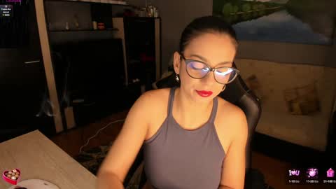 Snapshot of xlaracroftx chatting on December 16, 2024, 10:13 pm Lara online show from December 16, 2024, 10:13 pm