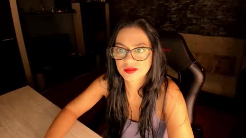 Snapshot of xlaracroftx chatting on September 10, 2025, 8:42 pm Lara online show from September 10, 2025, 8:42 pm