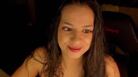 Lara online show from March 11, 2026, 11:44 pm