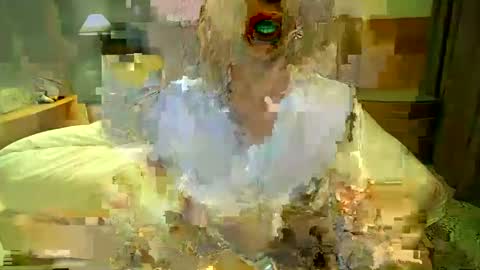 Snapshot of xlecram chatting on February 7, 2025, 5:18 pm Wendy online show from February 7, 2025, 5:18 pm