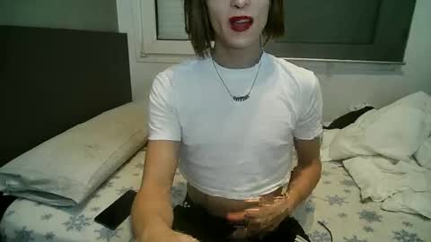 Snapshot of xlecram chatting on March 2, 2025, 10:38 pm Wendy online show from March 2, 2025, 10:38 pm