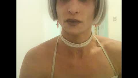 Wendy online show from December 14, 2025, 1:22 am