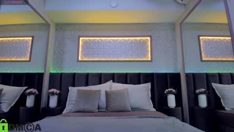 Snapshot of xlindamilfx chatting on January 25, 2025, 1:08 pm Linda online show from January 25, 2025, 1:08 pm