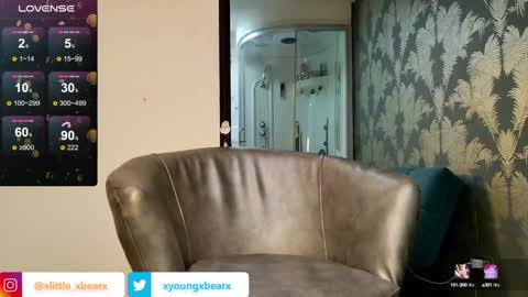 Snapshot of xlittle_xbearx chatting on December 5, 2024, 7:05 am Kev online show from December 5, 2024, 7:05 am