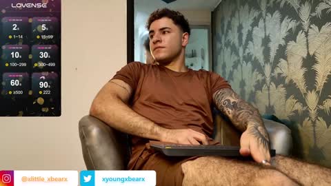 Snapshot of xlittle_xbearx chatting on December 24, 2024, 7:22 pm Kev online show from December 24, 2024, 7:22 pm