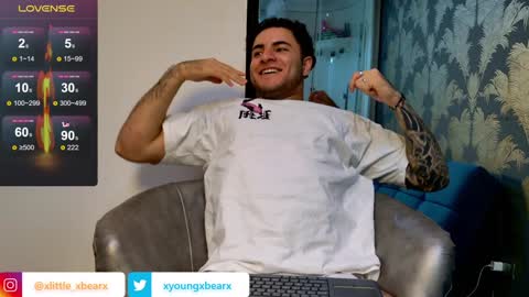 Snapshot of xlittle_xbearx chatting on January 27, 2025, 1:26 am Kev online show from January 27, 2025, 1:26 am