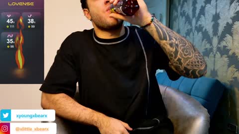 Snapshot of xlittle_xbearx chatting on February 4, 2025, 2:28 am Kev online show from February 4, 2025, 2:28 am