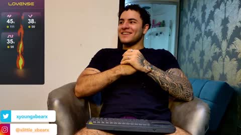 Snapshot of xlittle_xbearx chatting on February 7, 2025, 7:29 am Kev online show from February 7, 2025, 7:29 am