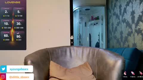 Snapshot of xlittle_xbearx chatting on February 25, 2025, 5:30 am Kev online show from February 25, 2025, 5:30 am