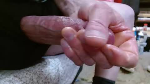xloadzzz online show from July 9, 2026, 4:33 pm
