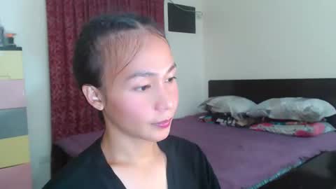 Snapshot of xlovely_destinyx chatting on January 8, 2025, 4:00 pm Alice online show from January 8, 2025, 4:00 pm