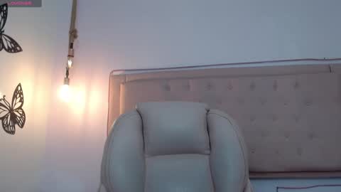 Snapshot of xlunna chatting on January 22, 2025, 10:26 pm lunna online show from January 22, 2025, 10:26 pm