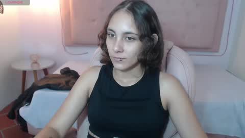 Snapshot of xlunna chatting on March 12, 2025, 8:41 pm lunna online show from March 12, 2025, 8:41 pm