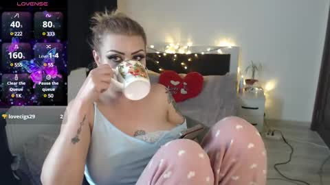 Magic Panther online show from January 5, 2025, 11:22 pm