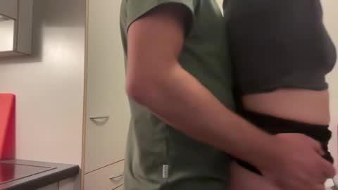 Snapshot of xmarti1984 chatting on December 17, 2024, 10:43 pm hornyboobs online show from December 17, 2024, 10:43 pm