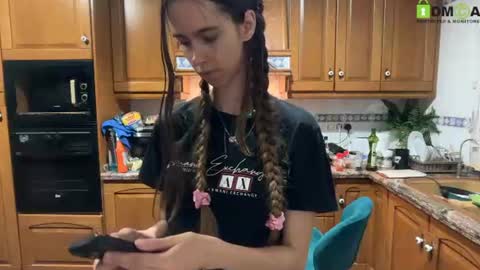 Snapshot of xmaskedgirl888 chatting on June 9, 2026, 8:53 pm Extreme Couple online show from June 9, 2026, 8:53 pm