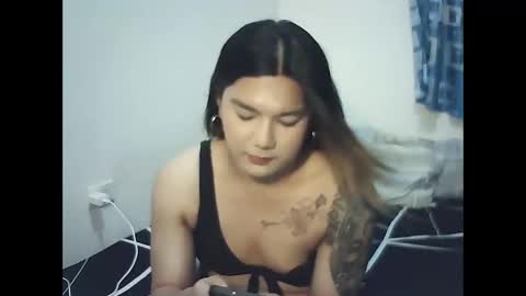 Snapshot of xnaughtymilesx chatting on April 18, 2026, 7:07 pm Miles online show from April 18, 2026, 7:07 pm