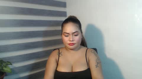 Snapshot of xo__kitty chatting on March 5, 2025, 7:27 pm kitty online show from March 5, 2025, 7:27 pm