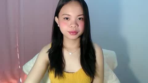 nathalie online show from April 18, 2026, 11:05 pm