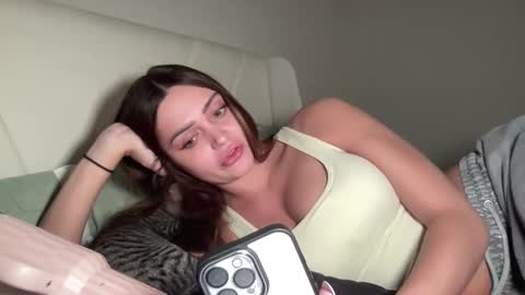 Snapshot of xoharperr chatting on November 11, 2025, 12:43 am Harper online show from November 11, 2025, 12:43 am