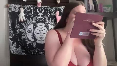 xopeachybaby online show from May 31, 2026, 11:06 pm