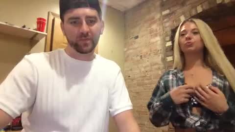 Snapshot of xoprincesspeachxo chatting on September 28, 2025, 12:27 am xoprincesspeachxo online show from September 28, 2025, 12:27 am